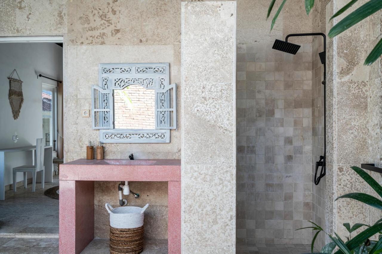 Isaiya Boutique Hotel Canggu Kültér fotó