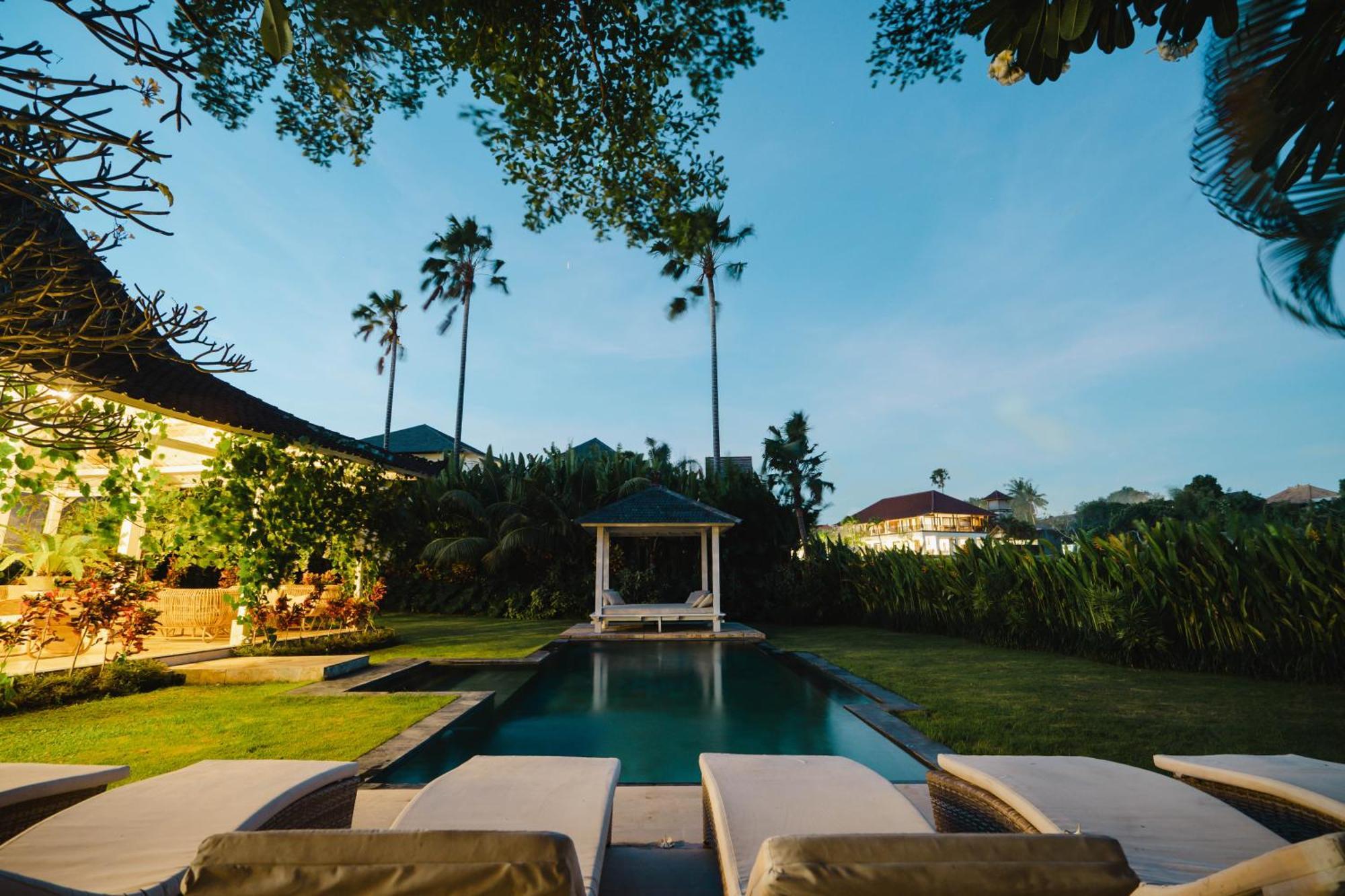 Isaiya Boutique Hotel Canggu Kültér fotó